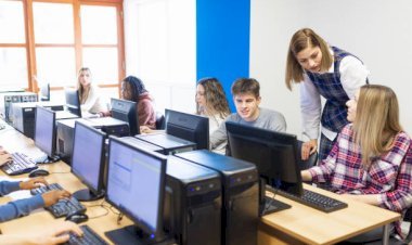 Classroom 15x: The Future of Smart Learning Spaces