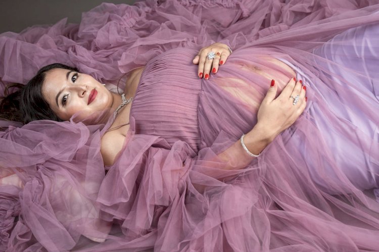 Top Pregnancy Safe Makeup Brands & Products for Expecting Moms