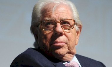 Carl Bernstein Net Worth 2025: Journalism Legend’s Earnings, Career & Legacy