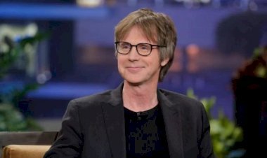 Dana Carvey Net Worth Revealed – SNL, Films, Stand-Up & Lifetime Earnings