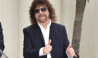 Jeff Lynne Net Worth 2025: ELO Legend’s Earnings, Music Royalties & Legacy