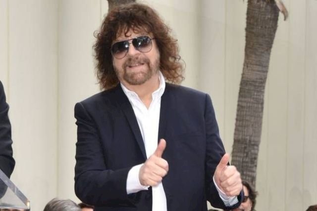 Jeff Lynne Net Worth 2025: ELO Legend’s Earnings, Music Royalties & Legacy