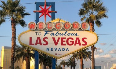 Beaches in Las Vegas, Nevada Explained: Pools, Lagoons & Nearby Escapes