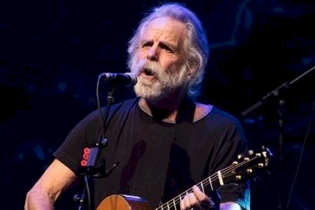 Bob Weir Net Worth & Biography: Age, Career Highlights, Income Streams & Assets
